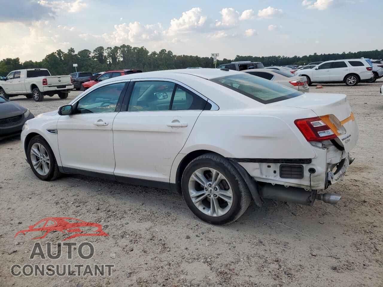 FORD TAURUS 2013 - 1FAHP2E85DG107654