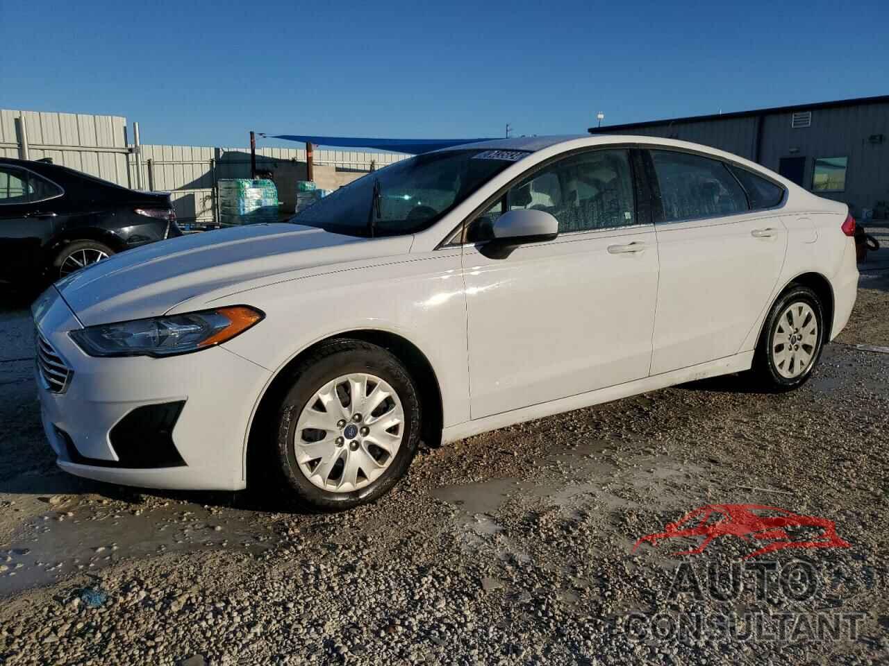 FORD FUSION 2019 - 3FA6P0G73KR161685