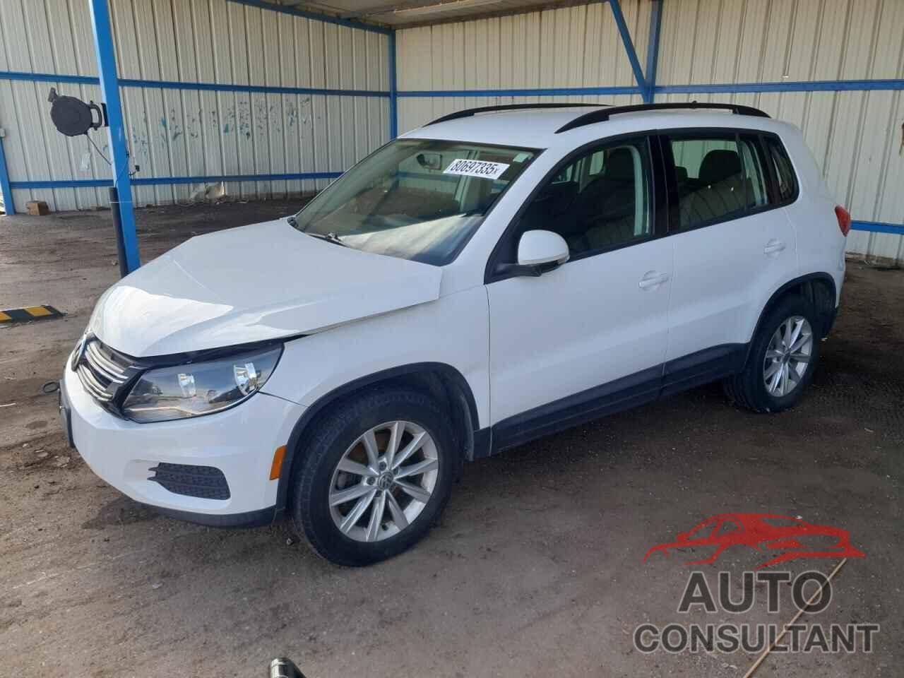 VOLKSWAGEN TIGUAN 2017 - WVGBV7AX8HK043575