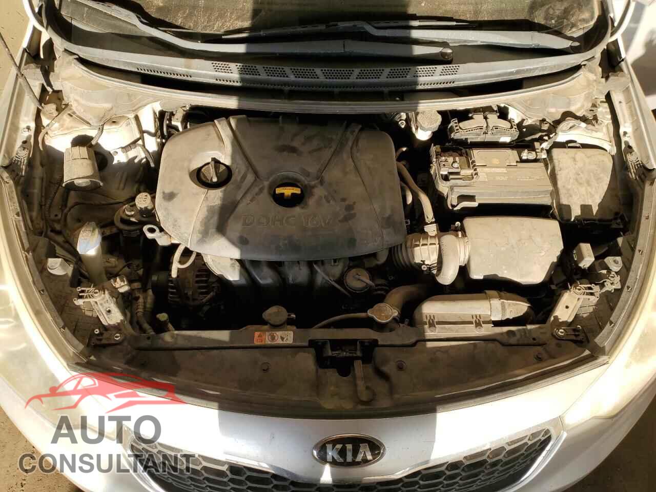KIA FORTE 2015 - KNAFK4A67F5375892