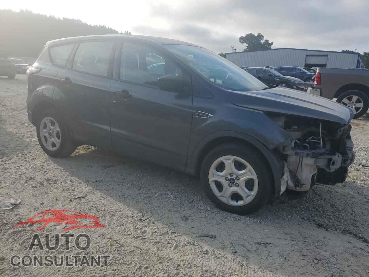 FORD ESCAPE 2018 - 1FMCU0F72JUD41167