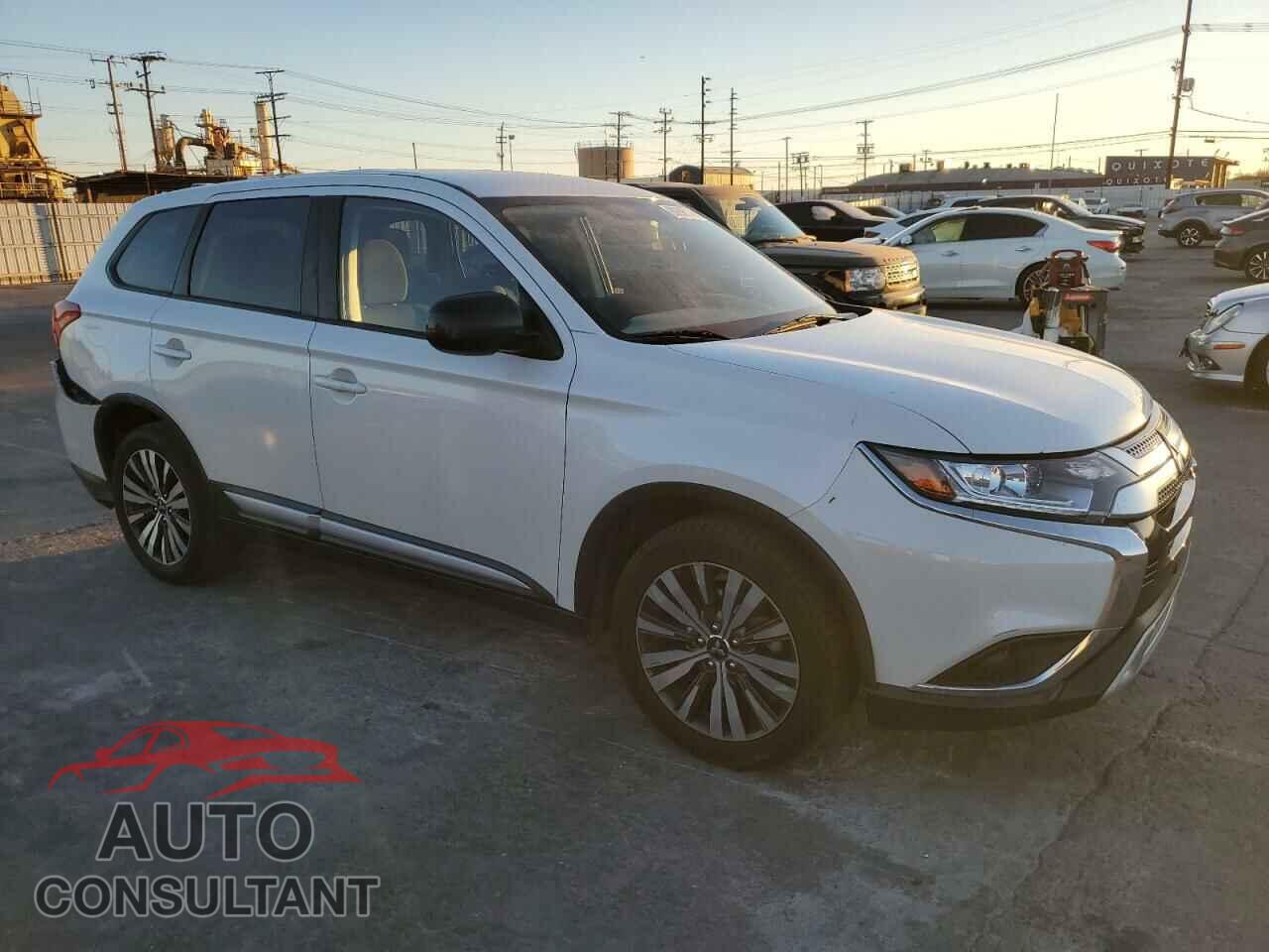 MITSUBISHI OUTLANDER 2019 - JA4AD2A30KZ007715