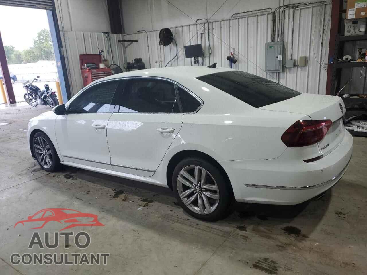VOLKSWAGEN PASSAT 2017 - 1VWGT7A3XHC029570