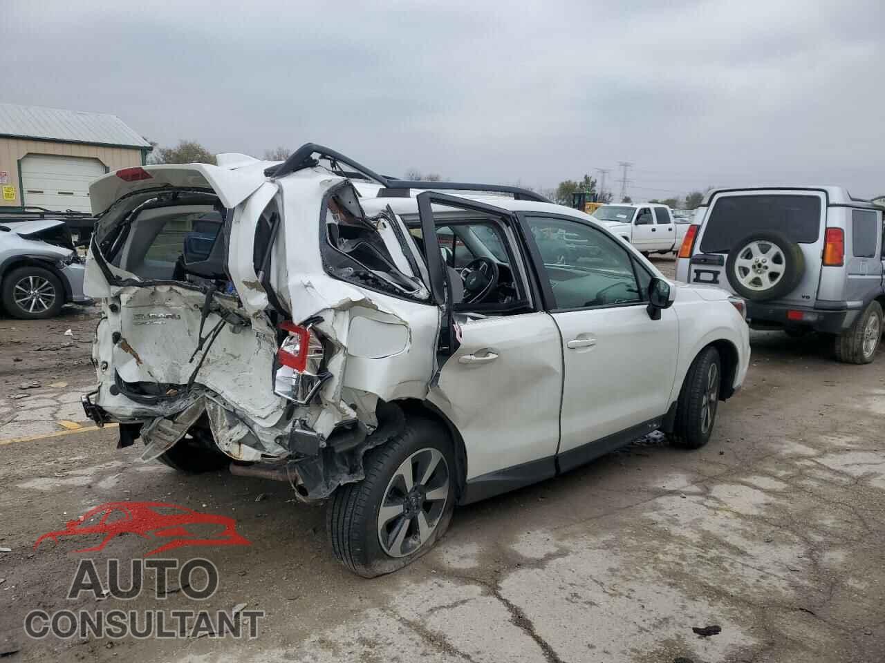 SUBARU FORESTER 2017 - JF2SJAGC9HH512429
