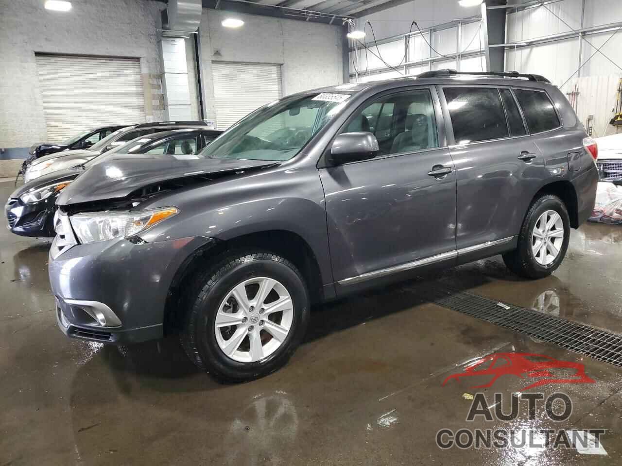 TOYOTA HIGHLANDER 2013 - 5TDBK3EH9DS189494