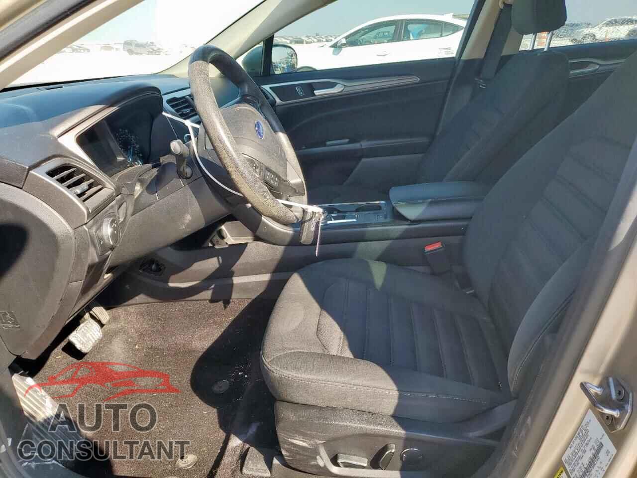FORD FUSION 2017 - 3FA6P0H70HR231652