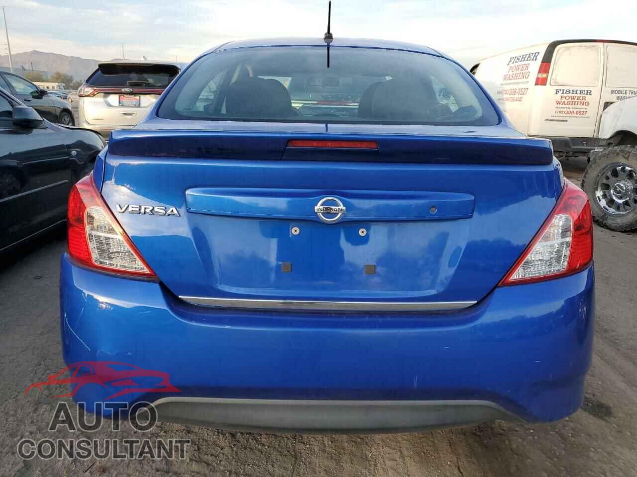 NISSAN VERSA 2017 - 3N1CN7AP0HL889497