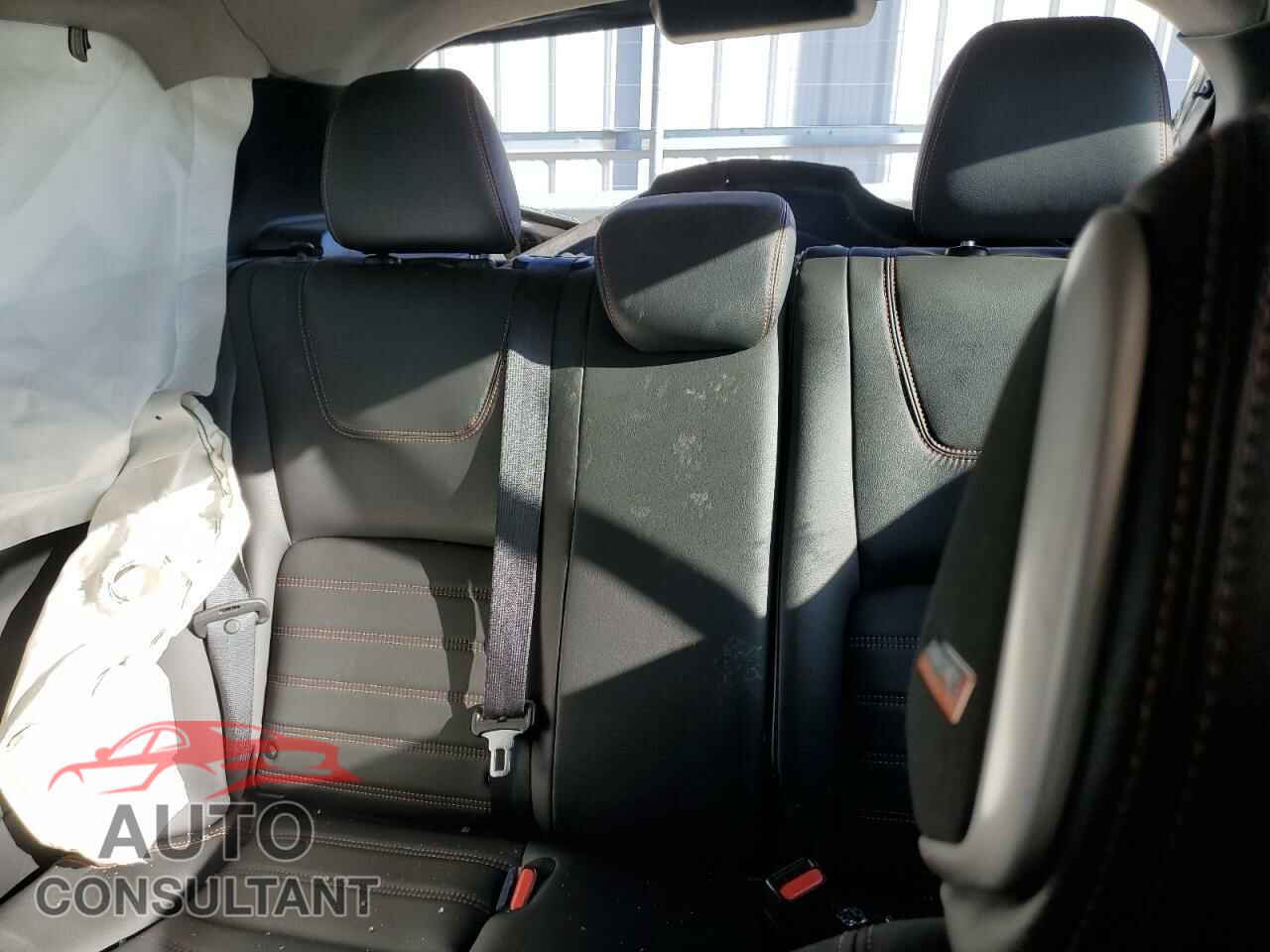 NISSAN KICKS 2020 - 3N1CP5DV2LL520366