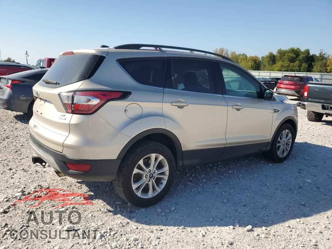 FORD ESCAPE 2018 - 1FMCU0GD5JUD09298