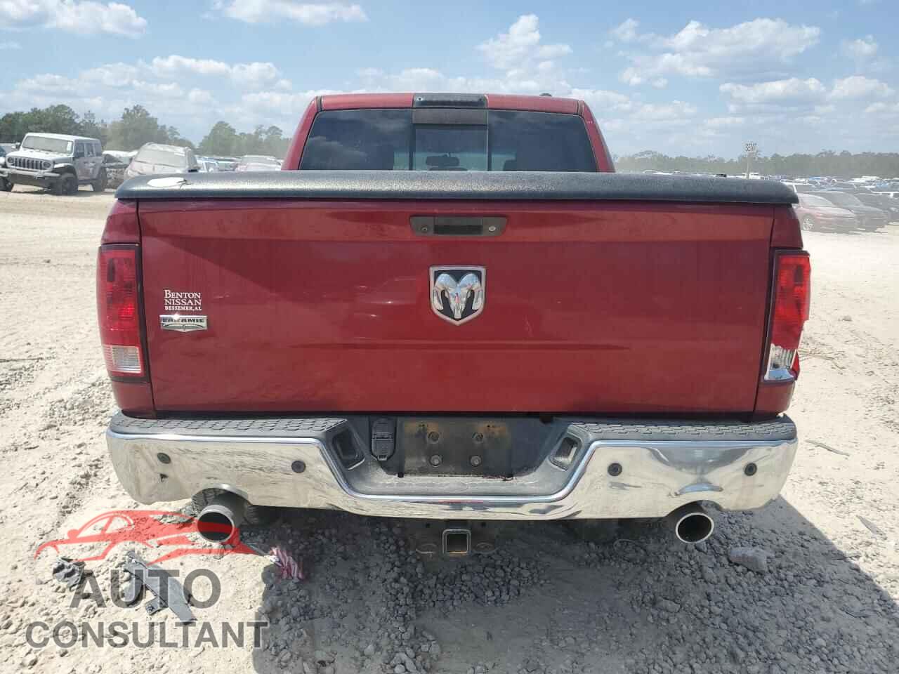 DODGE RAM 1500 2012 - 1C6RD6NT3CS275007