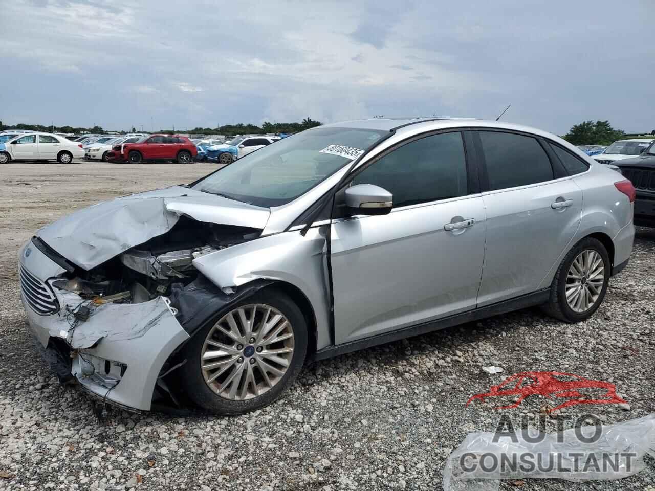 FORD FOCUS 2017 - 1FADP3J26HL231970