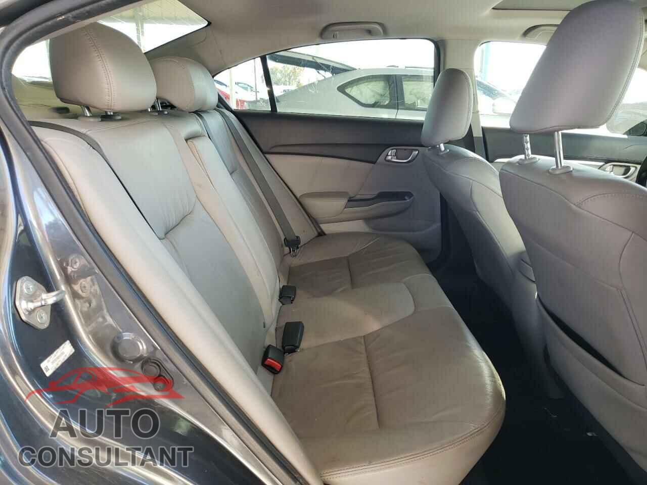 HONDA CIVIC 2013 - 2HGFB2F96DH513603