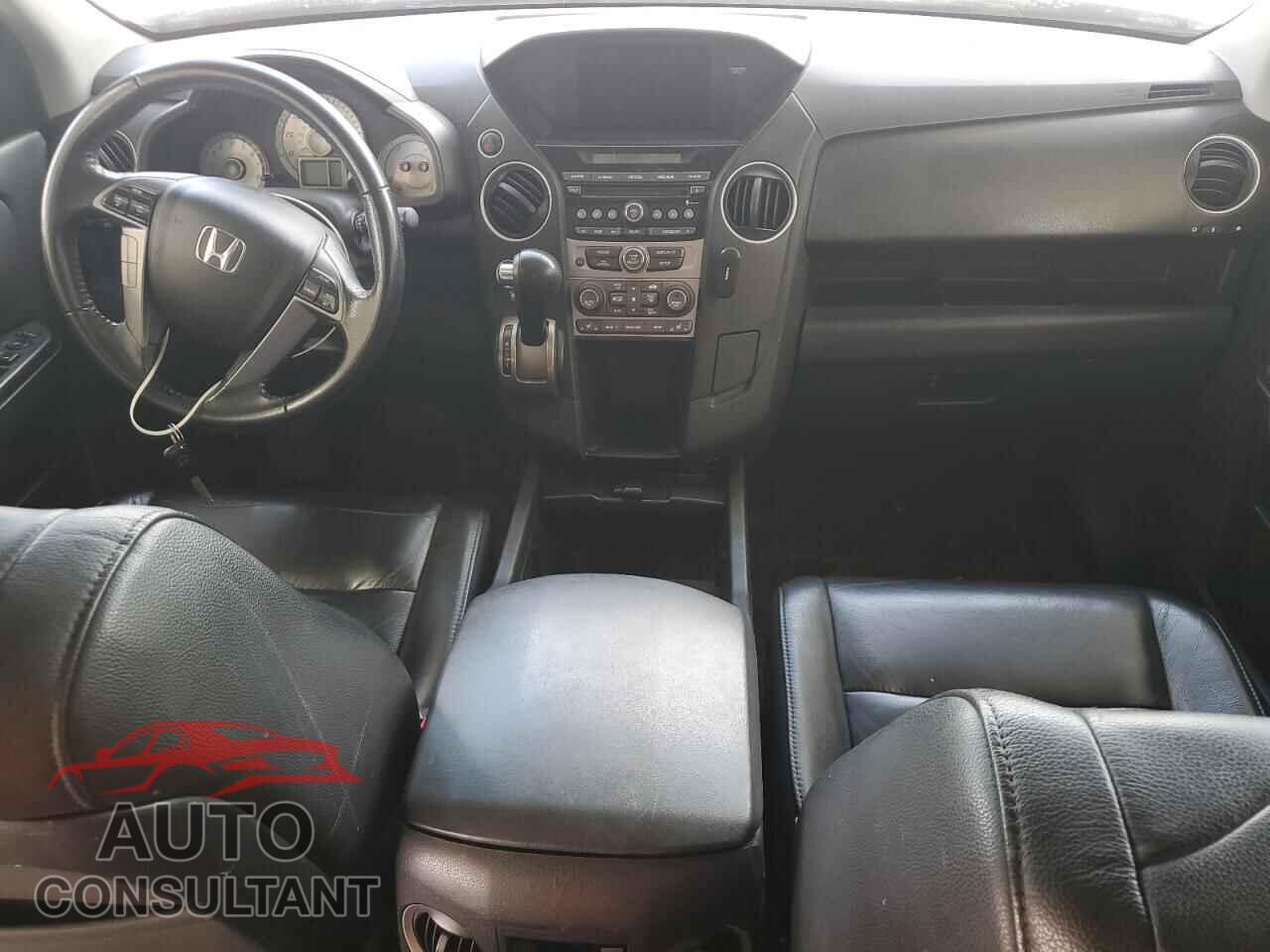 HONDA PILOT 2013 - 5FNYF4H51DB008317