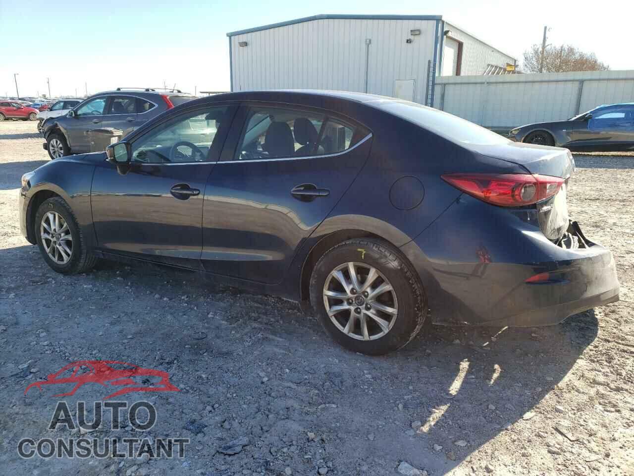 MAZDA 3 2018 - 3MZBN1U74JM219059