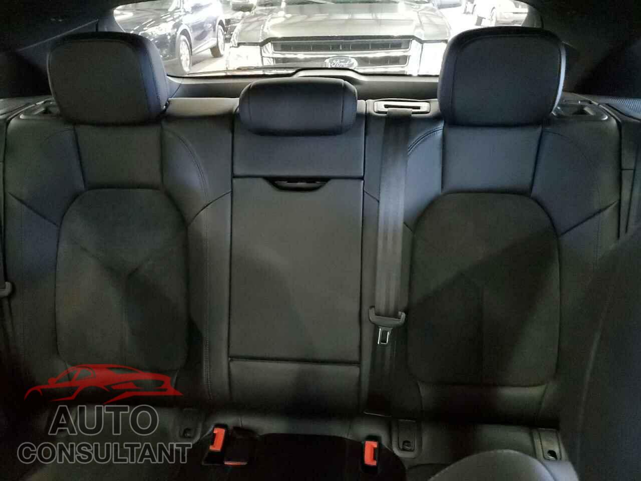 PORSCHE MACAN 2019 - WP1AA2A50KLB02700