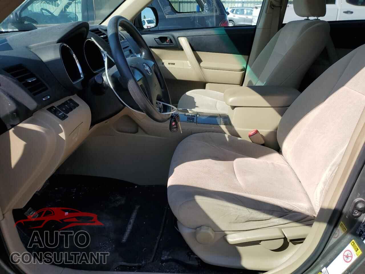 TOYOTA HIGHLANDER 2012 - 5TDBK3EH4CS100784