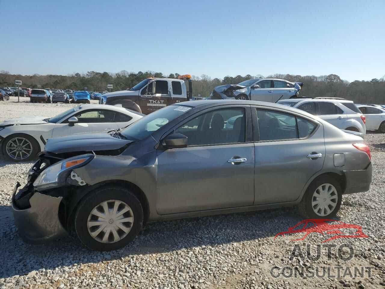 NISSAN VERSA 2018 - 3N1CN7AP9JL886359