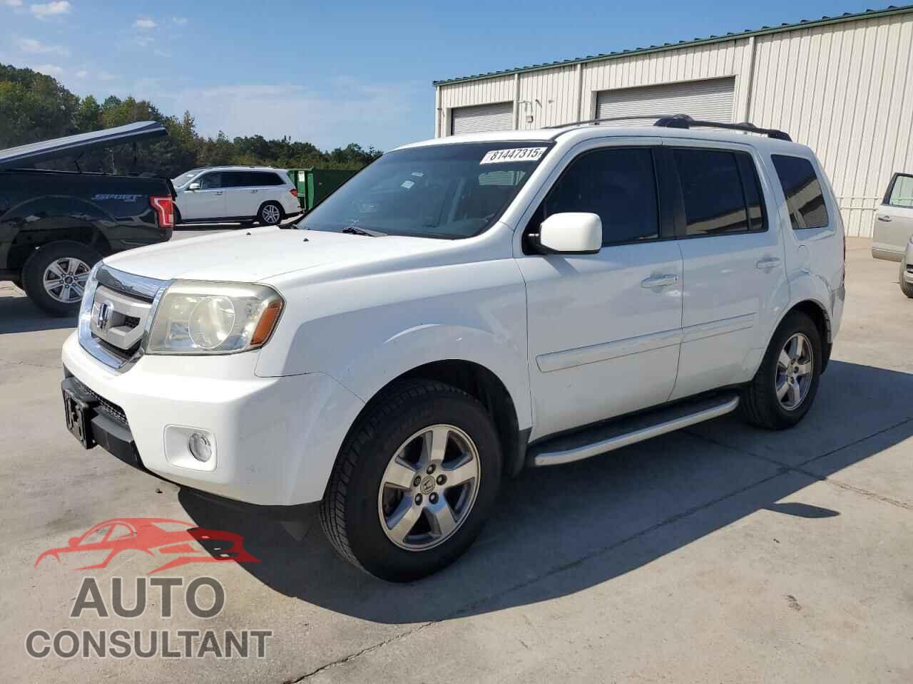 HONDA PILOT 2011 - 5FNYF3H69BB017556