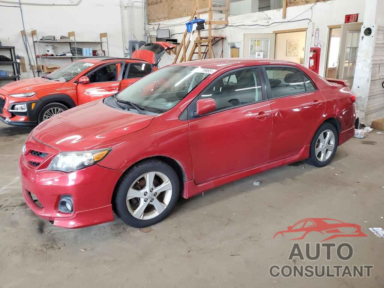 TOYOTA COROLLA 2013 - 2T1BU4EE8DC058040