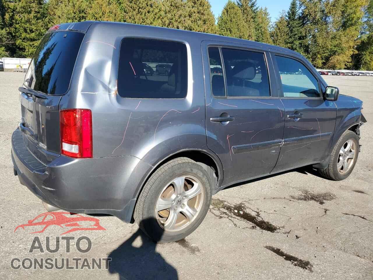 HONDA PILOT 2013 - 5FNYF4H53DB022641