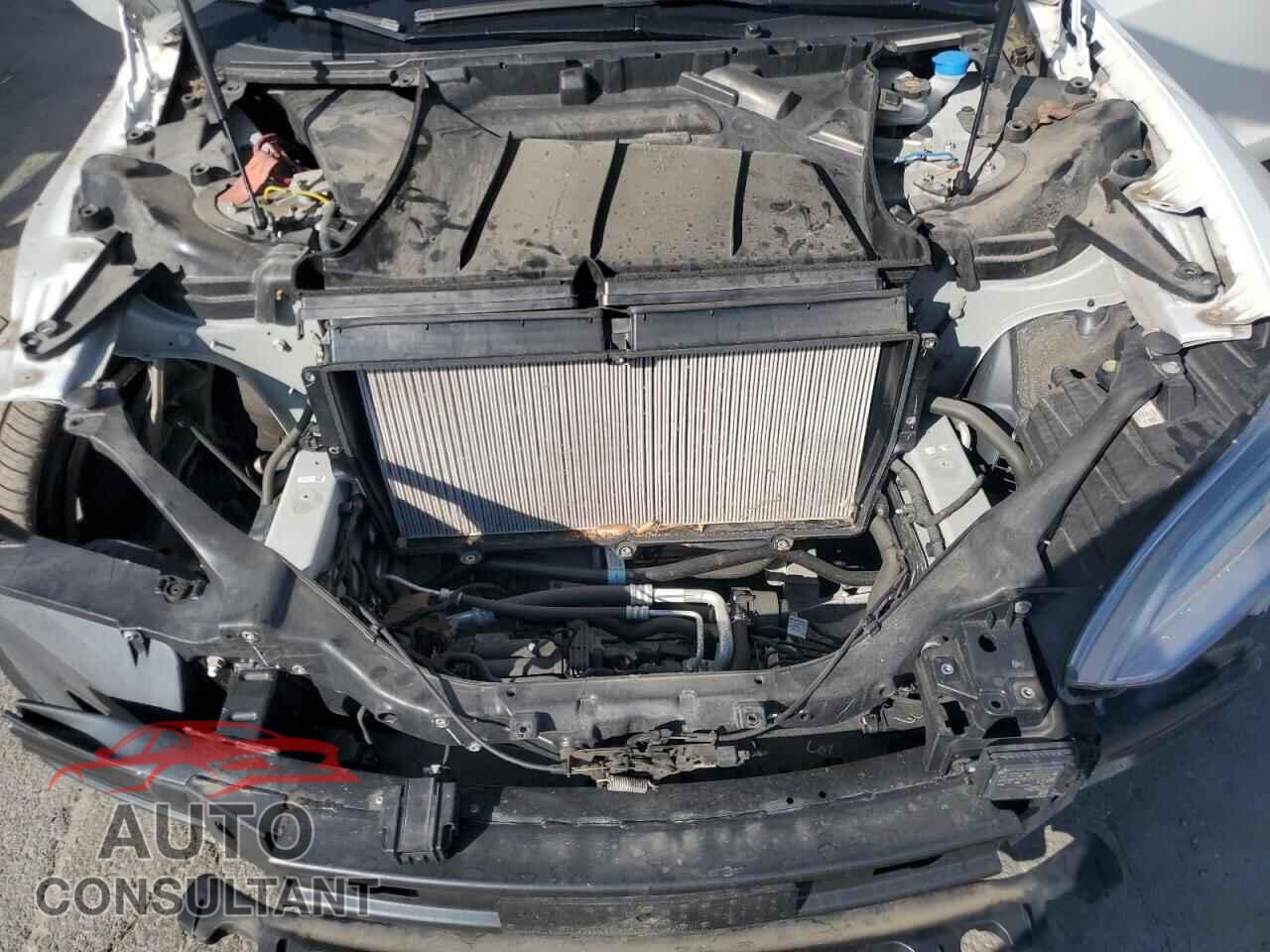 TESLA MODEL S 2018 - 5YJSA1E28JF256900