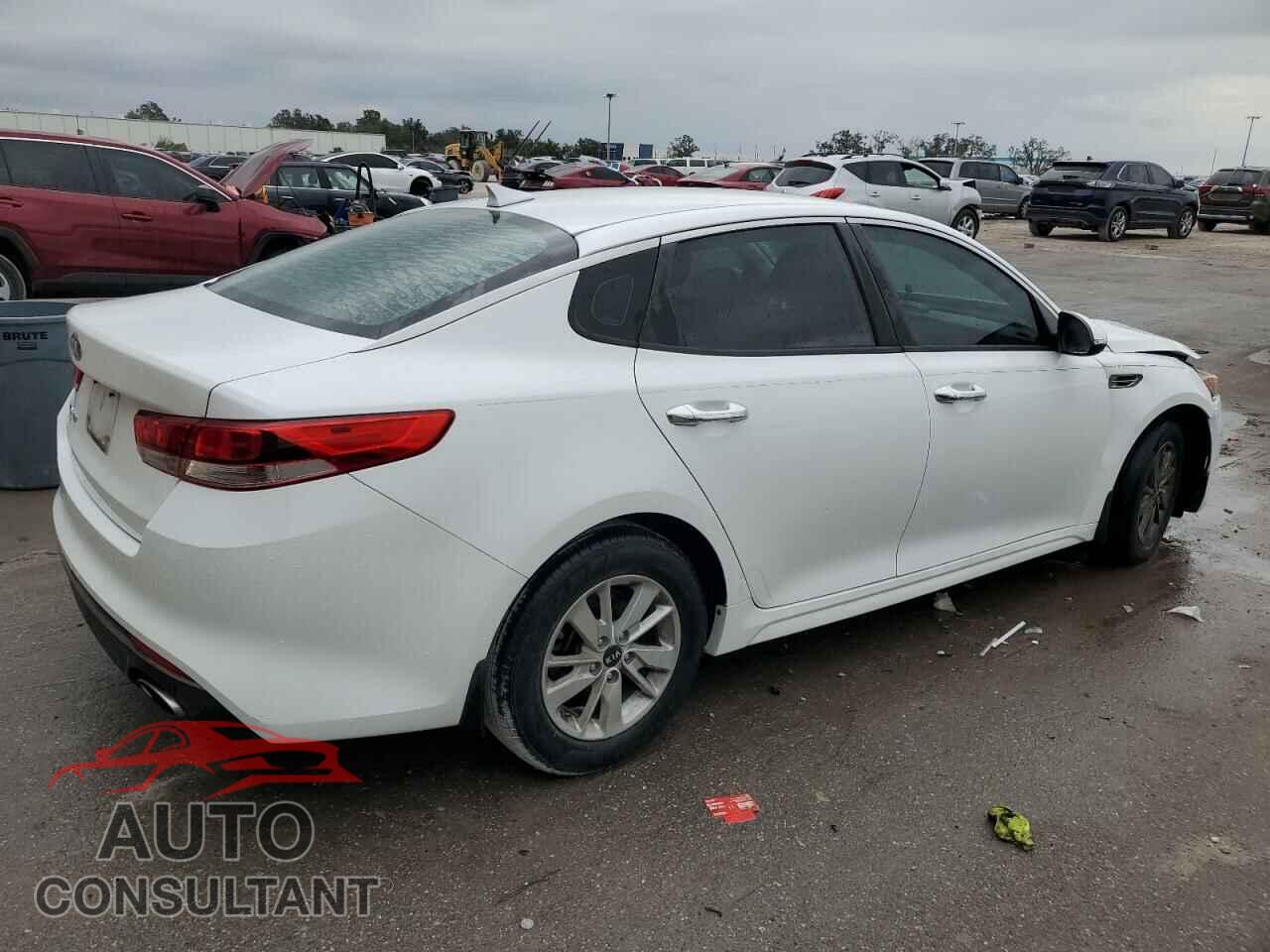 KIA OPTIMA 2017 - 5XXGT4L36HG128482