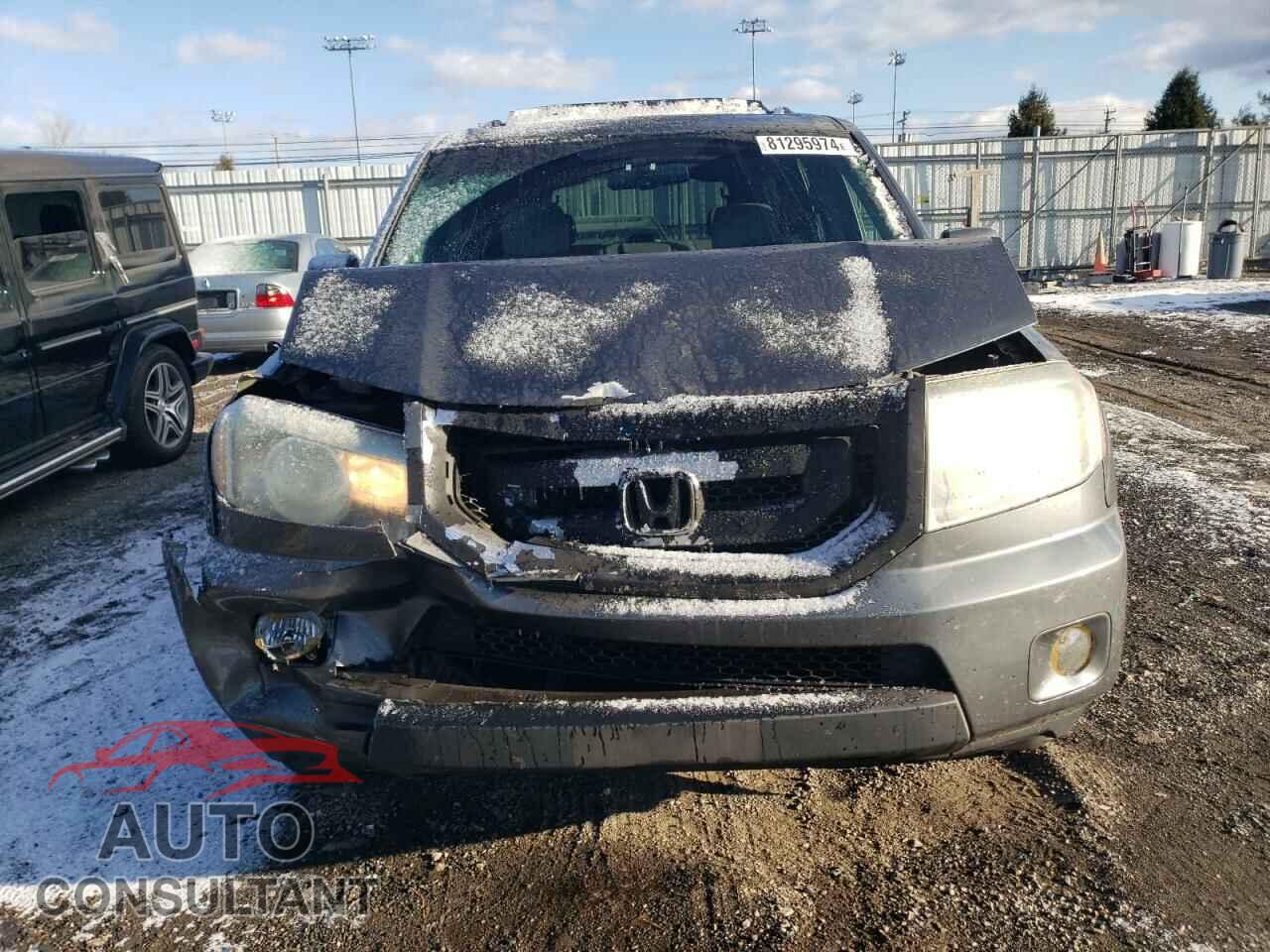 HONDA PILOT 2011 - 5FNYF4H4XBB031924