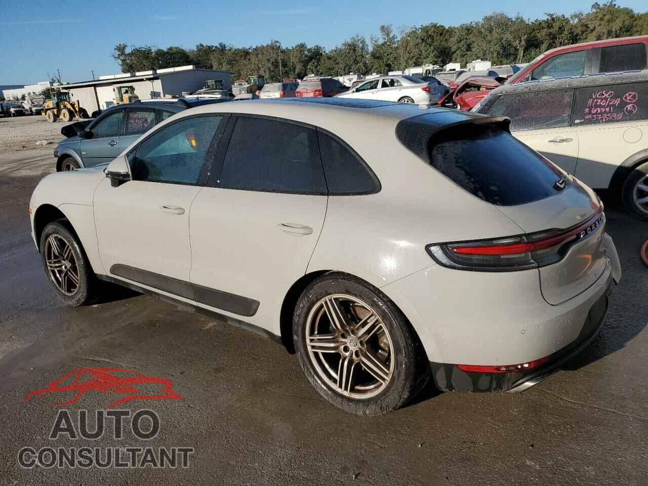 PORSCHE MACAN 2021 - WP1AA2A59MLB00608