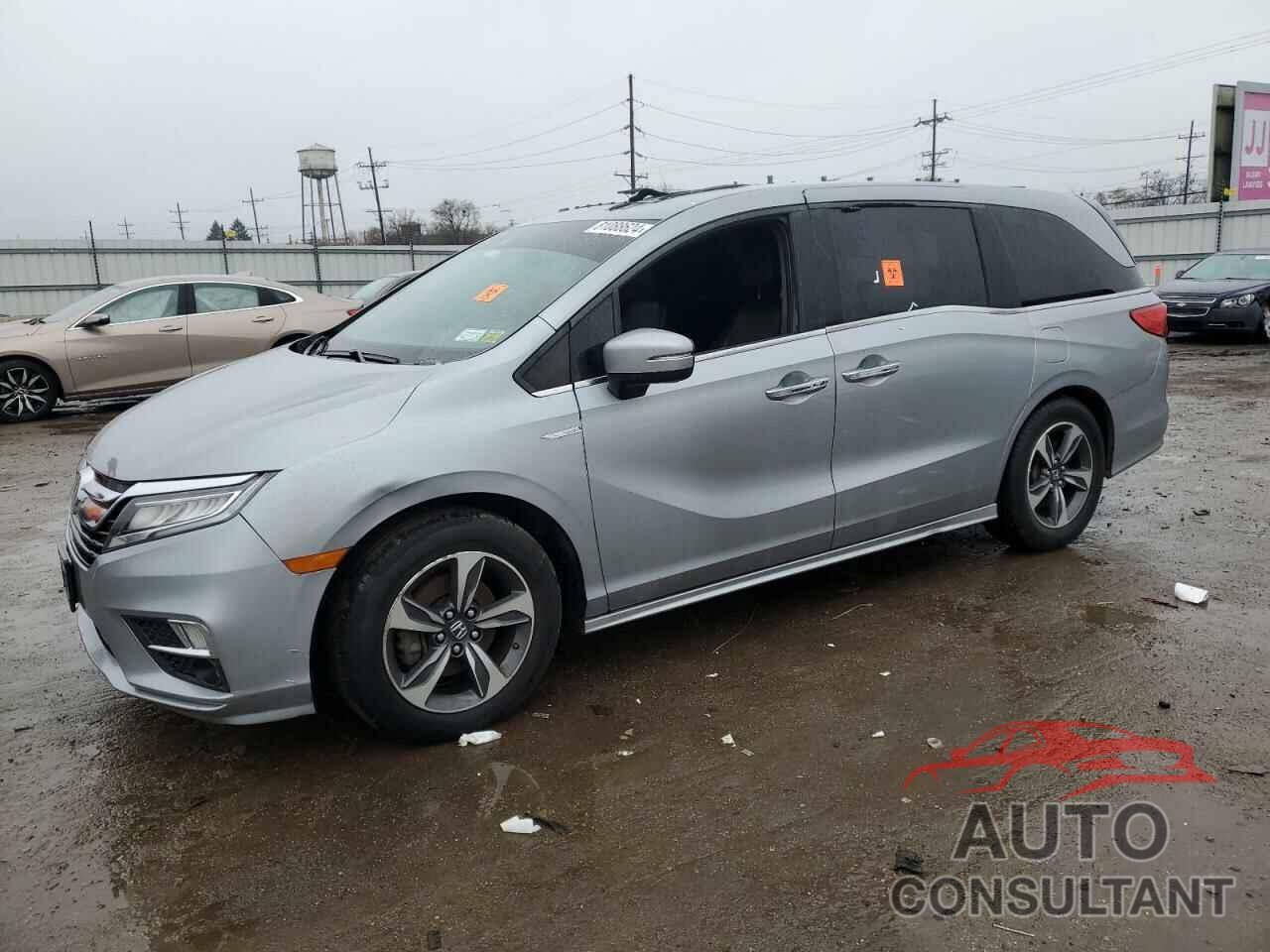 HONDA ODYSSEY 2018 - 5FNRL6H80JB065008