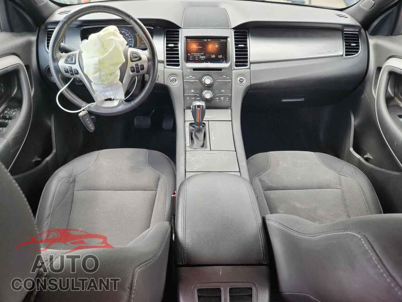 FORD TAURUS 2015 - 1FAHP2E82FG172903