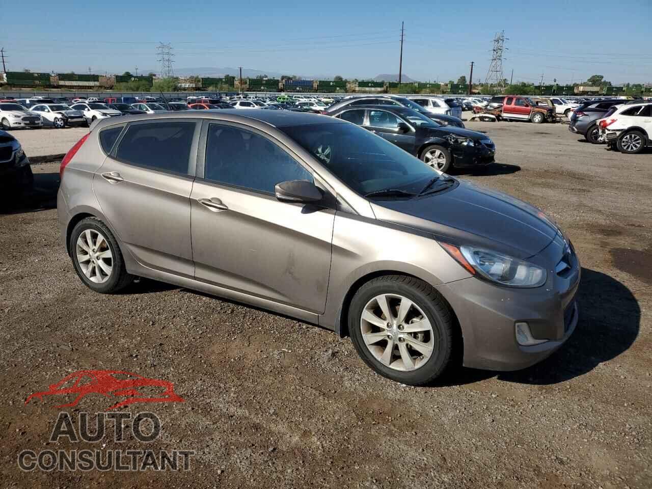HYUNDAI ACCENT 2013 - KMHCU5AE6DU065180