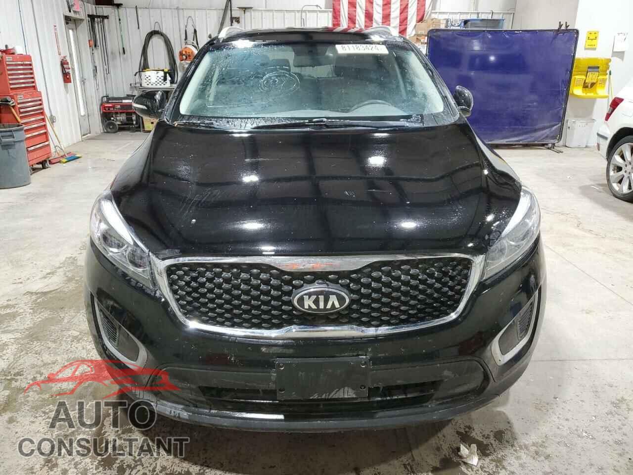 KIA SORENTO 2017 - 5XYPGDA5XHG235412