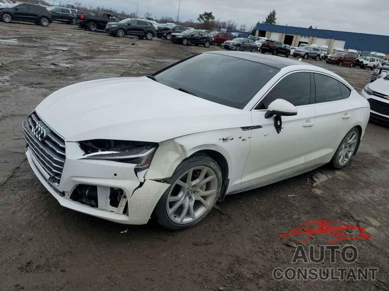 AUDI A5 2018 - WAUENCF58JA036555