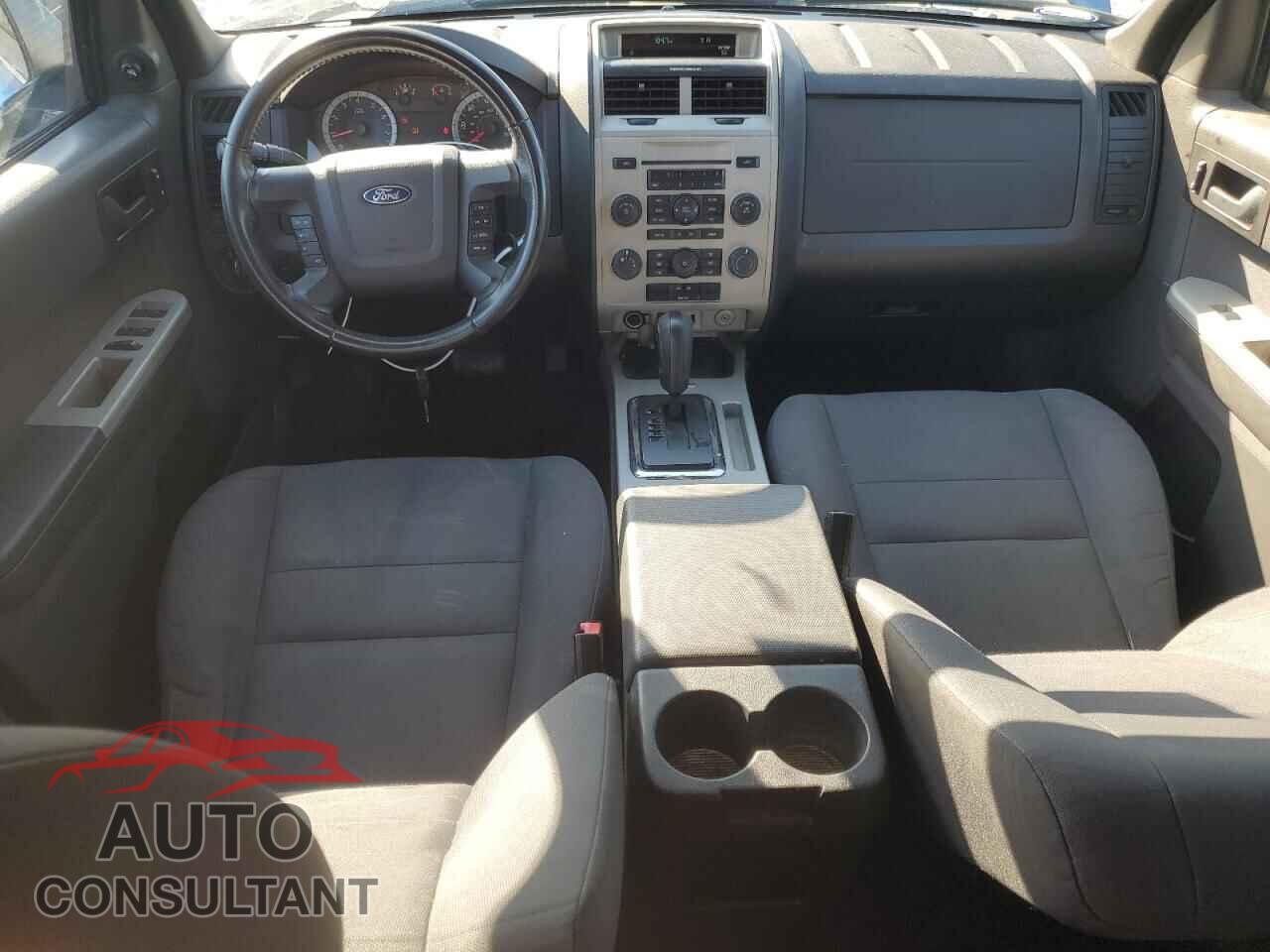 FORD ESCAPE 2011 - 1FMCU9DG0BKB10577