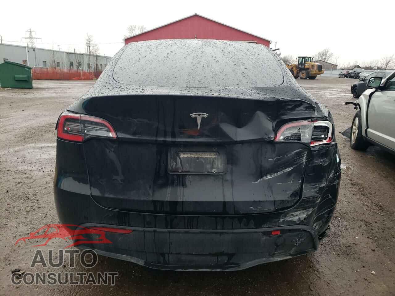 TESLA MODEL Y 2021 - 5YJYGDED8MF121089