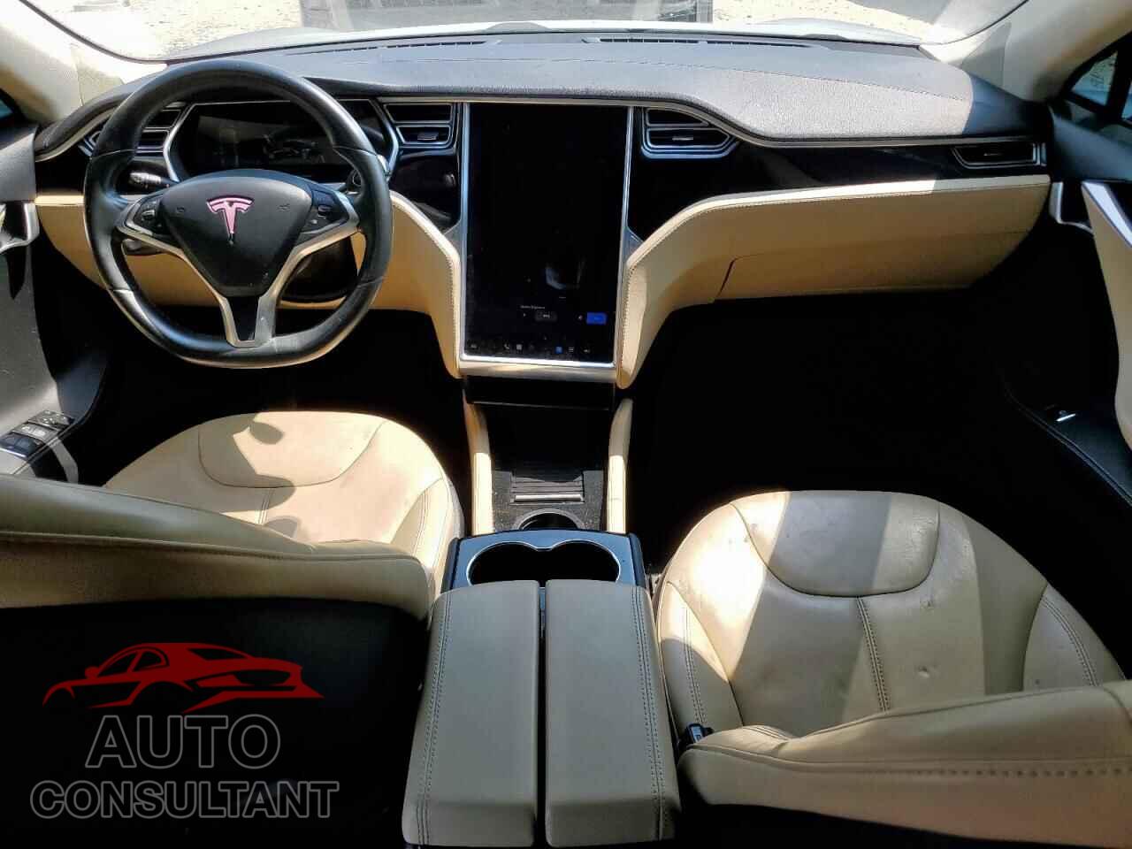 TESLA MODEL S 2013 - 5YJSA1CN0DFP27682