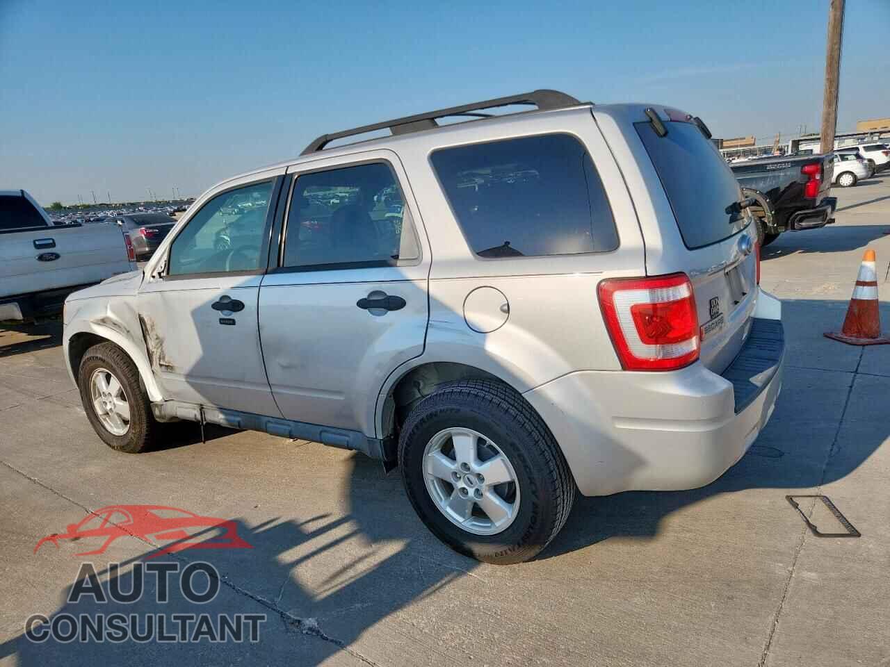 FORD ESCAPE 2011 - 1FMCU0D72BKB23519