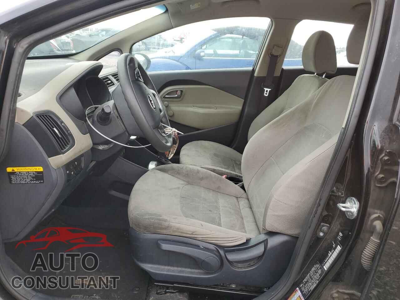 KIA RIO 2015 - KNADM5A39F6517876