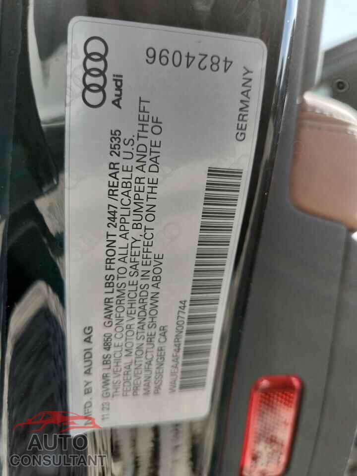 AUDI A4 2024 - WAUEAAF44RN007744