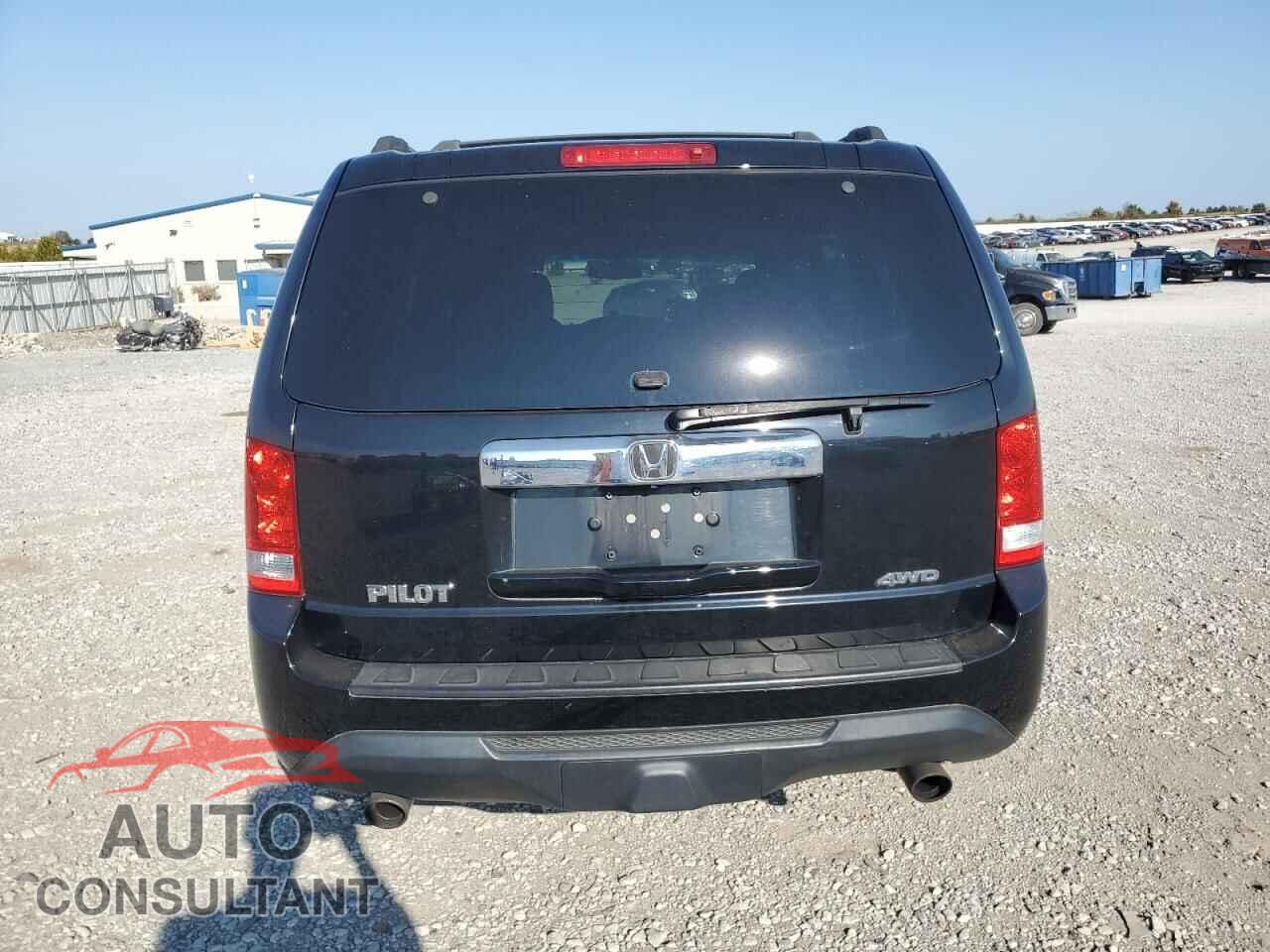 HONDA PILOT 2014 - 5FNYF4H50EB051192