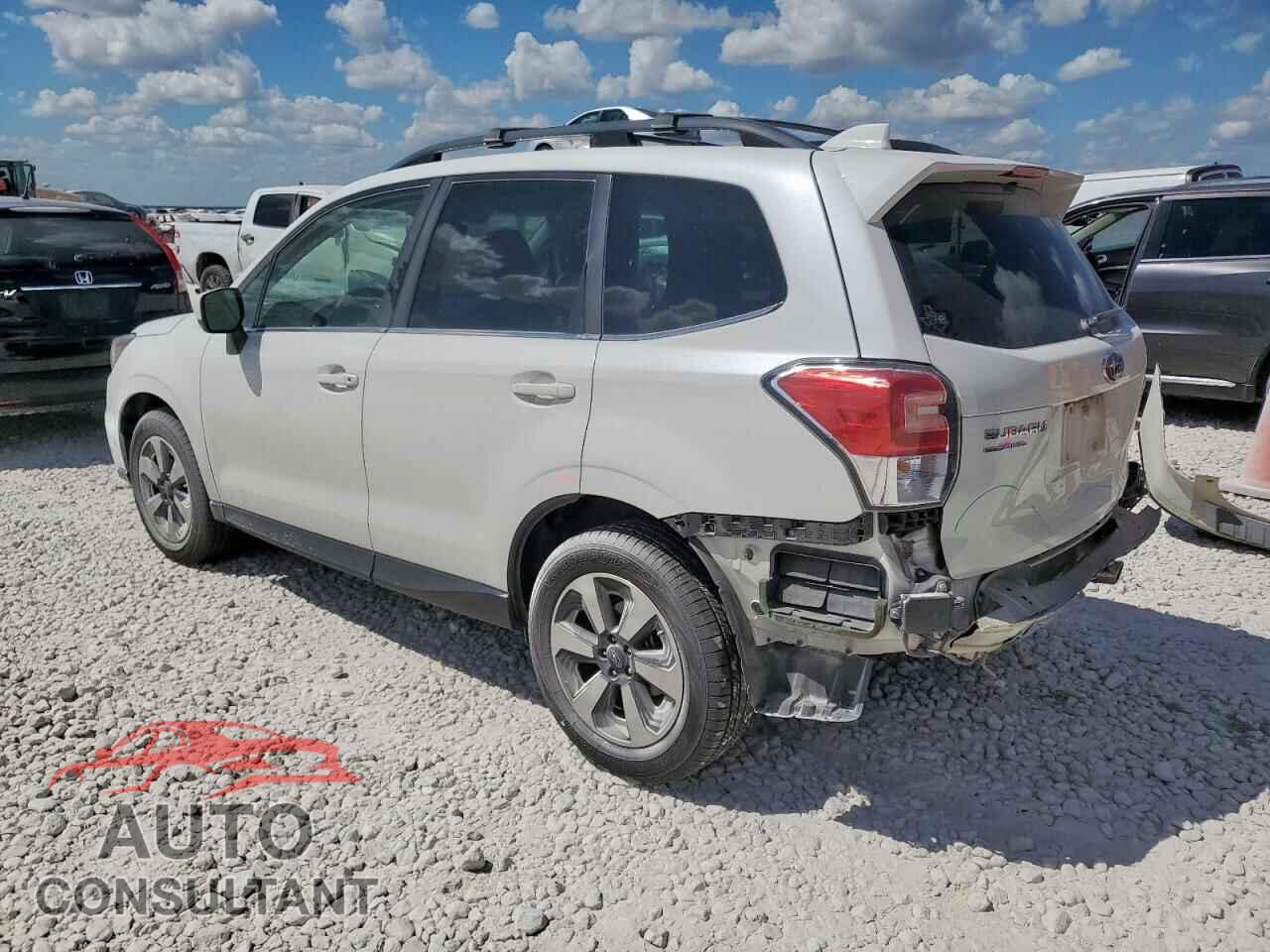SUBARU FORESTER 2017 - JF2SJARC0HH559667