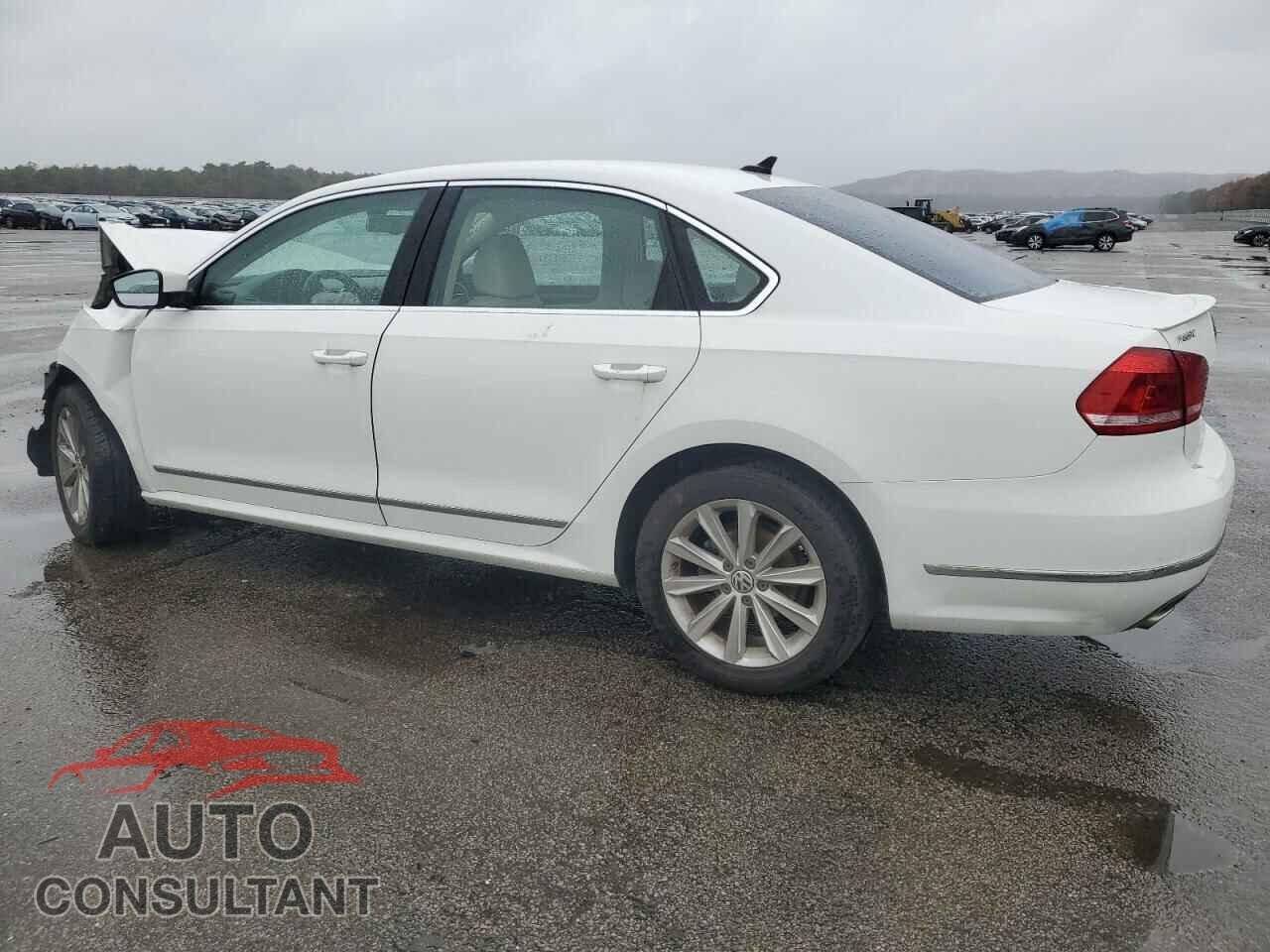 VOLKSWAGEN PASSAT 2012 - 1VWCP7A3XCC077663