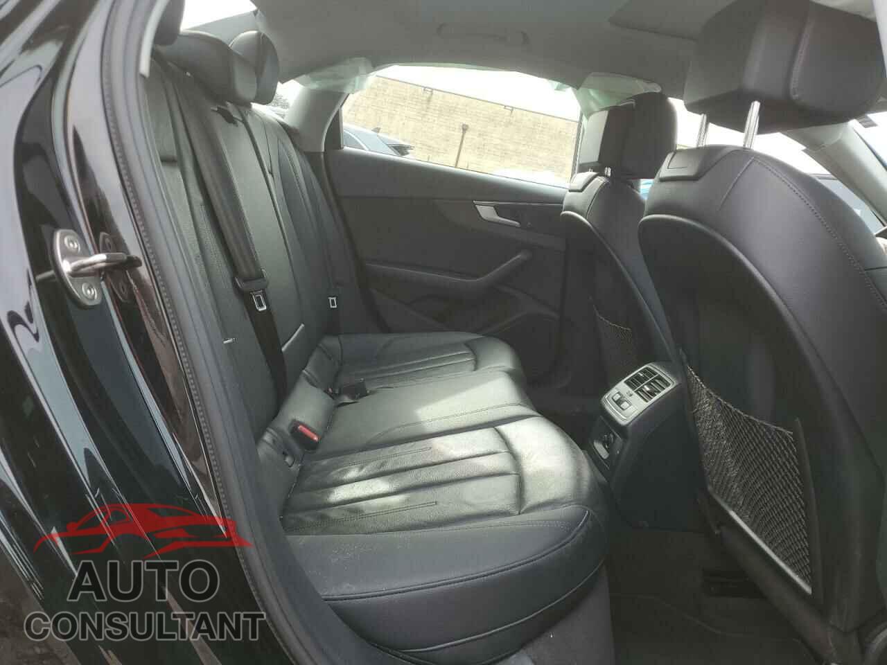 AUDI A4 2018 - WAUKMAF41JA219149