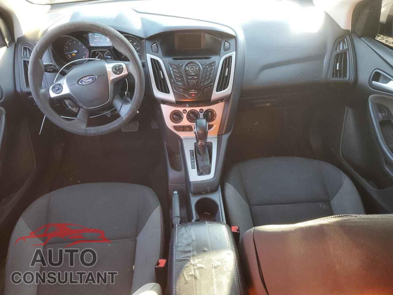 FORD FOCUS 2014 - 1FADP3F26EL337145