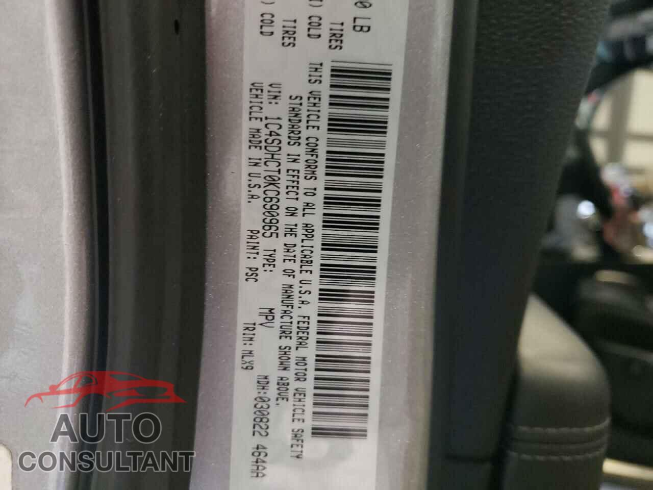 DODGE DURANGO 2019 - 1C4SDHCT0KC690965