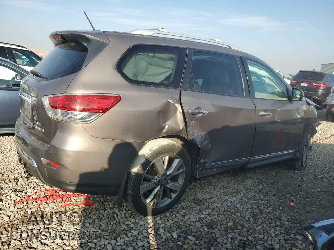 NISSAN PATHFINDER 2013 - 5N1AR2MM6DC671384