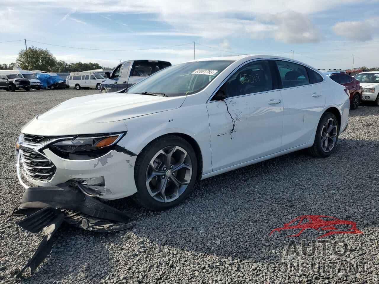 CHEVROLET MALIBU 2021 - 1G1ZD5ST6MF027361