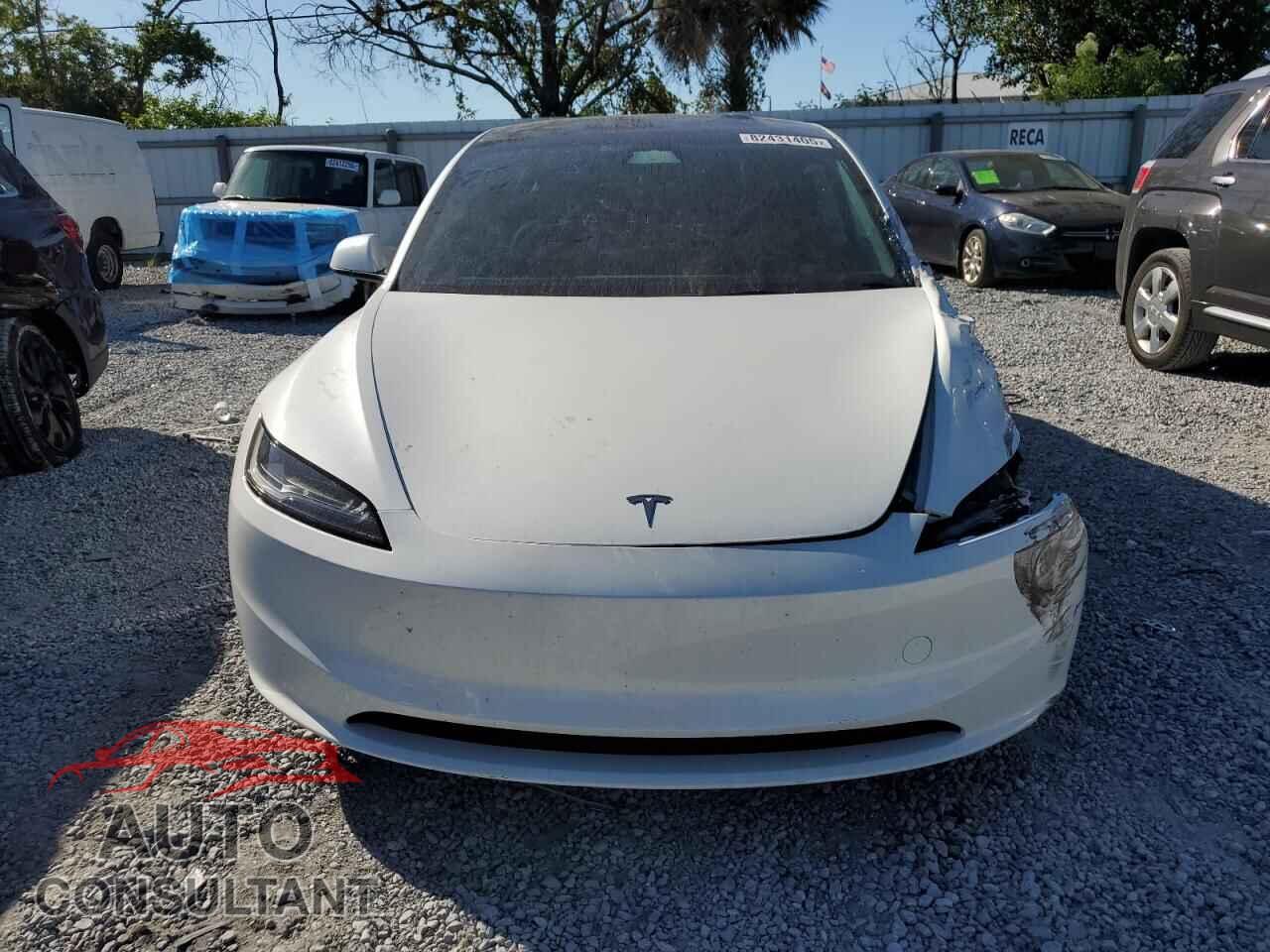 TESLA MODEL 3 2024 - 5YJ3E1EA8RF756468