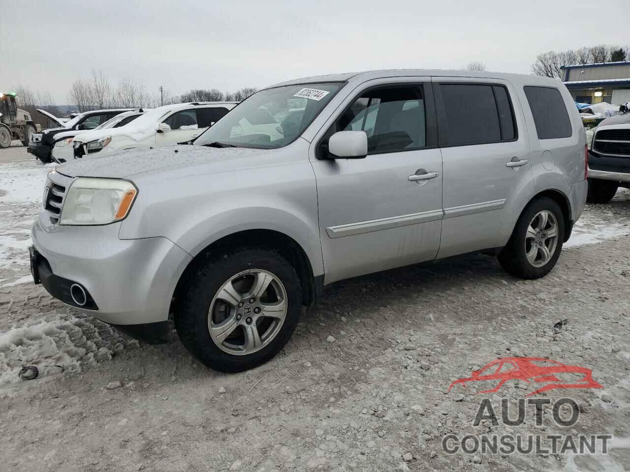 HONDA PILOT 2013 - 5FNYF4H46DB075891