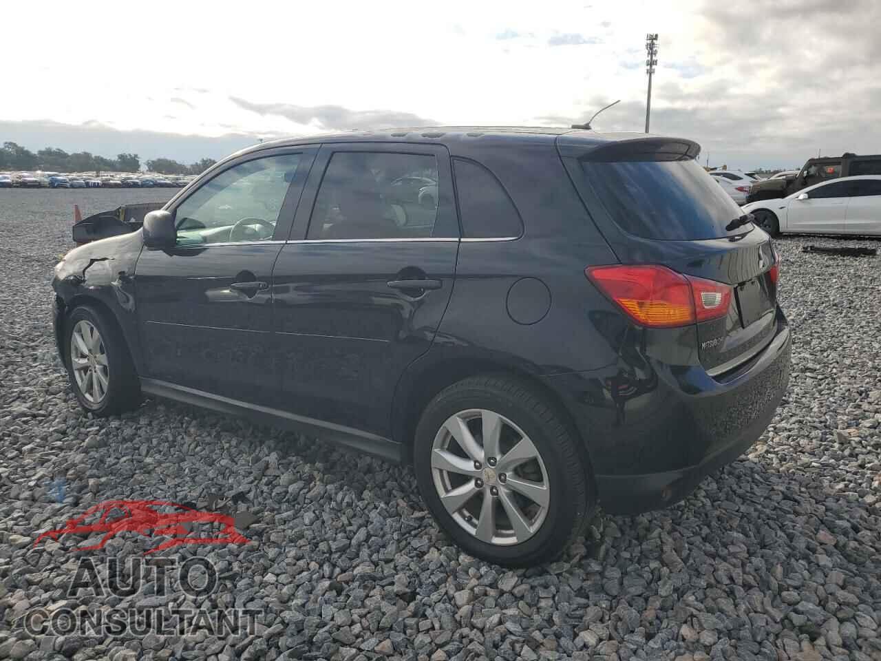 MITSUBISHI OUTLANDER 2015 - 4A4AP4AU7FE019447
